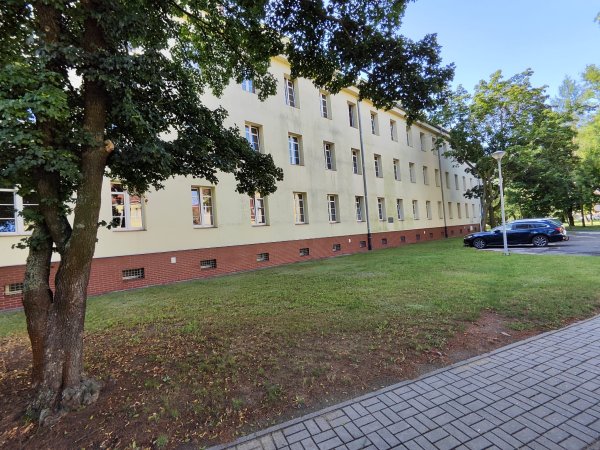 Malowanie elewacji farbą silikonową