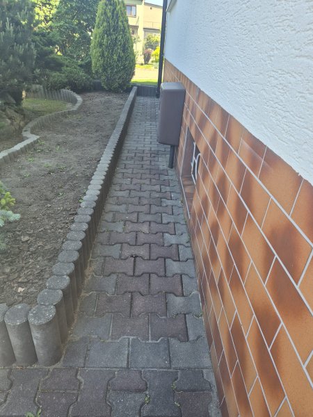 Mycie kostki brukowej wysokociśnieniowo